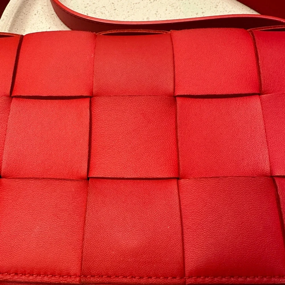 BOTTEGA VENETA Cassette Bag - Picture 15 of 16